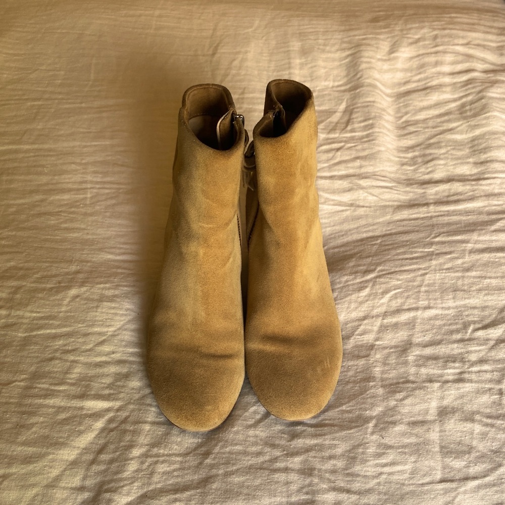 🔹SOLD🔹Splendid Daniella Ankle Boot in Oat Suede, size 8, GUC.